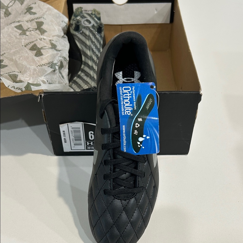 Under Armour Black Quilted Athletic Shoe with Ortholite Insole